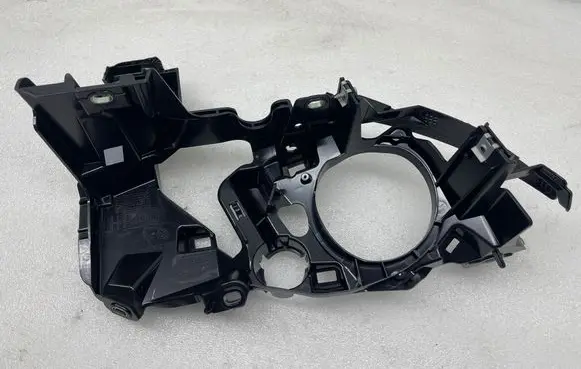 BMW i4 (B) pillar trim (bottom) 7489861 24225110 CZECH1A