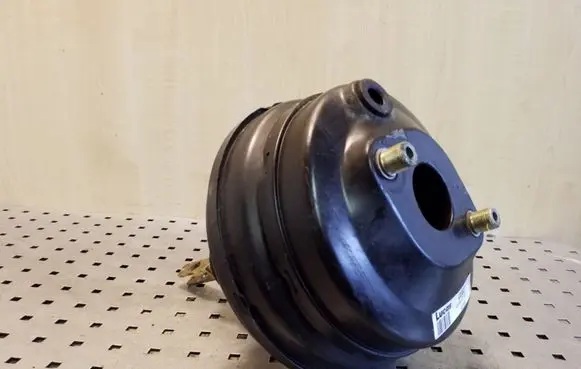 Audi A8 S8 D2 4D Brake booster 4D0612105C