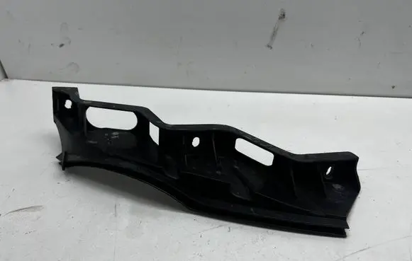 Volkswagen PASSAT B6 Front bumper mounting bracket 3C0807889