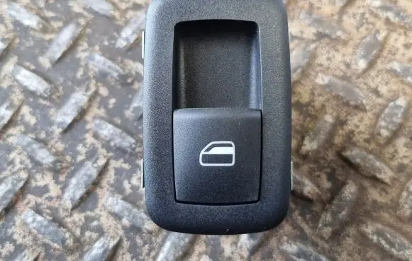 Jeep Grand Cherokee Electric window control switch 68085690AC