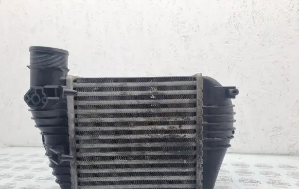 Audi A6 S6 C6 4F Intercooler radiator