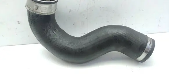 Intercooler hose/pipe