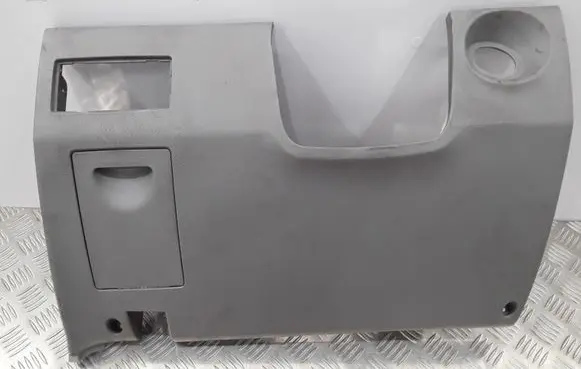 KIA Sorento Dashboard lower bottom trim panel 847503E000 847533E000