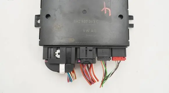 Skoda Kamiq Tow bar trailer control unit/module 5H2907383C