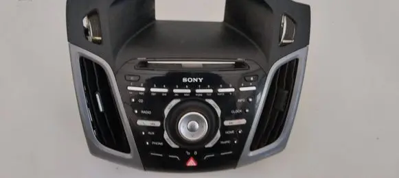 Ford Focus Radio/GPS head unit trim BM51A014L20BF