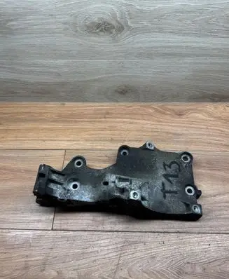 Audi A4 S4 B7 8E 8H Generator/alternator bracket 03G903143