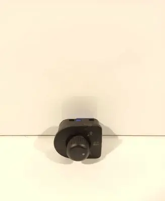 Volkswagen PASSAT B5.5 Wing mirror switch 1J2959565F 2821