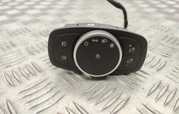 Ford Focus Light switch H1BT13D061CD