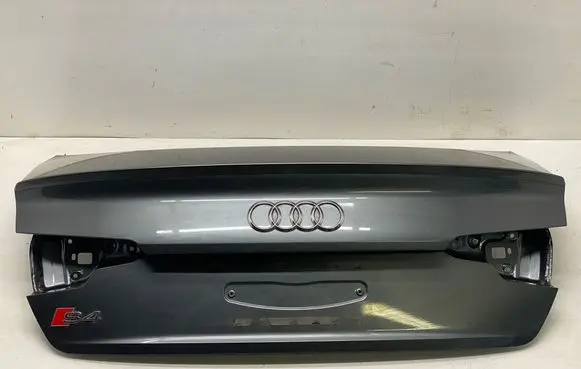 Audi A4 S4 B9 8W Tailgate/trunk/boot lid