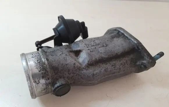 Audi A6 S6 C5 4B Throttle valve 4B0145950