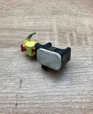 Audi A6 S6 C6 4F Airbag deployment crash/impact sensor 4F0959643C 101008