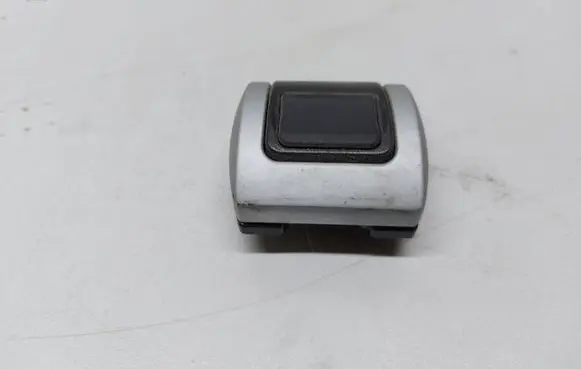 Volkswagen PASSAT B6 Bracket in trunk/boot 4F9863639