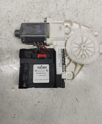 Audi A3 S3 8P Front door window regulator motor 8P0959802A