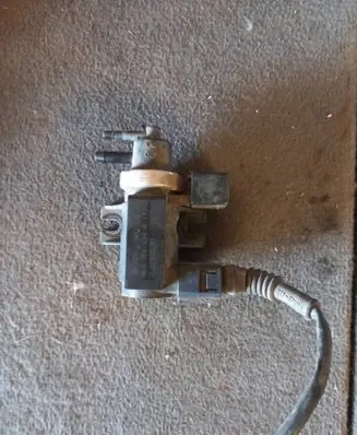 Audi A4 S4 B6 8E 8H Turbo solenoid valve 8E0906628A