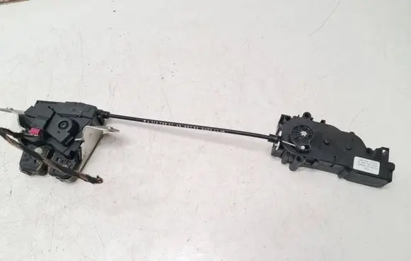 Mercedes-Benz E W212 Tailgate/trunk/boot lift motor 6NW00942400 A2047500060