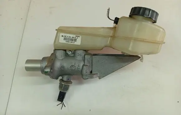 Mercedes-Benz R W251 Master brake cylinder
