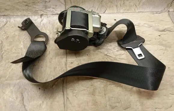 Nissan Qashqai Front seatbelt 86884JD00A