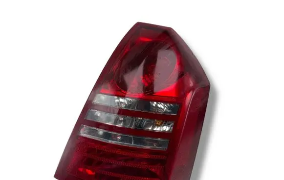 Chrysler 300C Rear/tail lights 0480585AC
