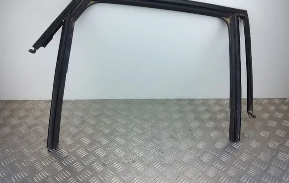Seat Ibiza V (KJ) Rubber seal rear door window/glass 