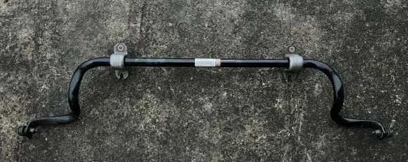 Renault Clio V Front anti-roll bar/sway bar 546113889R 546113889