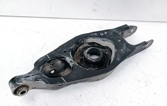 Dodge Challenger Rear upper control arm/wishbone