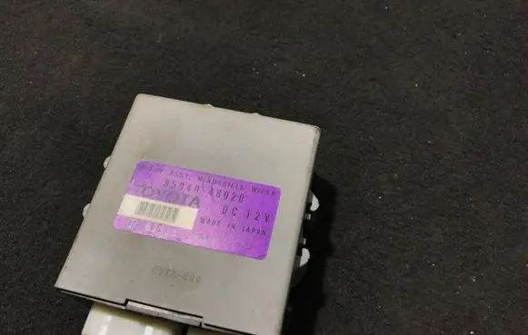 Lexus RX 300 Window wiper relay 8594048020