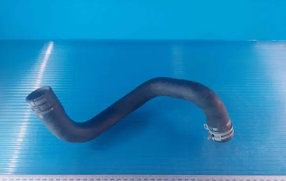Peugeot 208 Engine coolant pipe/hose 9671339080