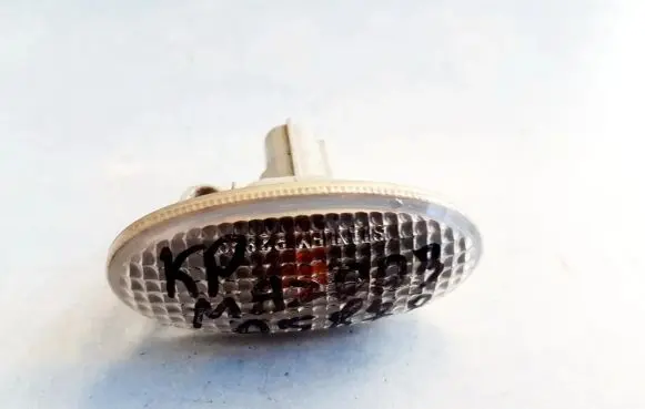 Peugeot 206 Front fender indicator light 3311