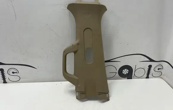(B) pillar trim (top)
