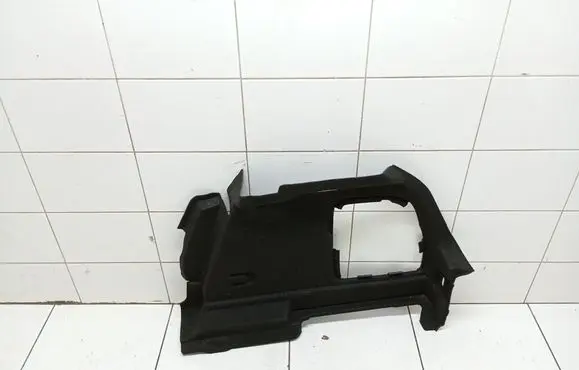 Opel Astra K Trunk/boot lower side trim panel 39042960 5105059867