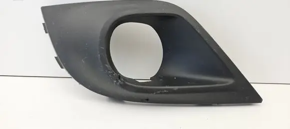 Renault Clio IV Front fog light trim/grill 261A39715R