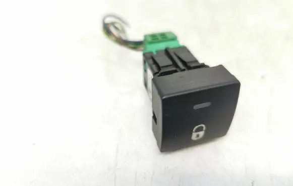Citroen Berlingo Central locking switch button 96582880XT