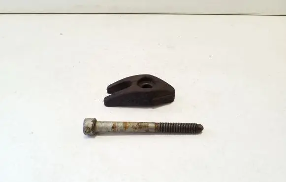 Citroen C4 Grand Picasso Fuel Injector clamp holder 9674341880