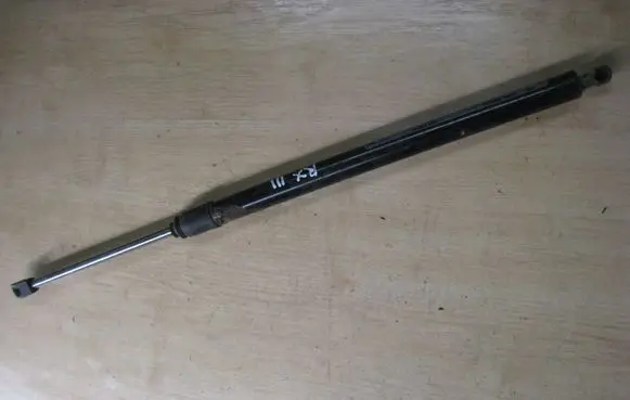 Lexus RX 450H Tailgate/trunk strut/damper 689500W510