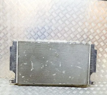 Toyota Avensis T270 Coolant radiator 164000R061 164000R061C