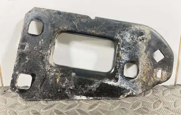 Audi A5 8T 8F Radiator mount bracket 8K0805499