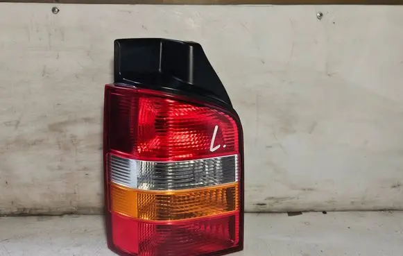 Volkswagen Transporter - Caravelle T5 Rear/tail lights 7H0945095G