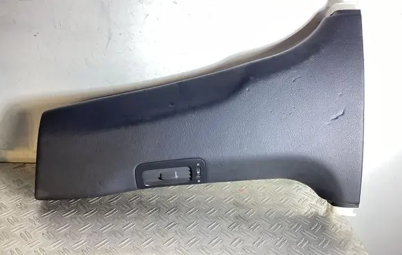 Lexus LS 460 - 600H (B) pillar trim (bottom) 5556530019
