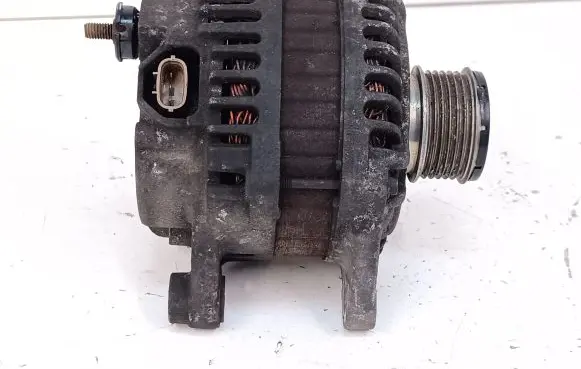 Nissan Juke I F15 Generator/alternator 231003VDIA A3TJ4081ZE