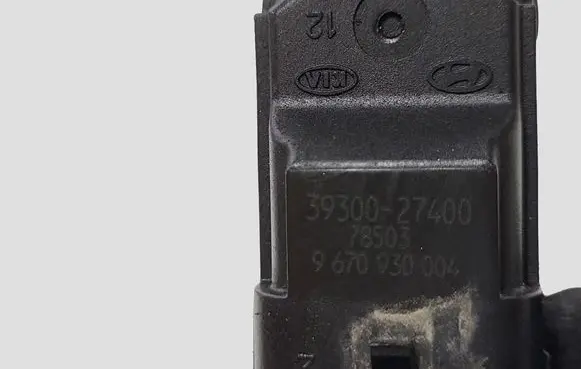 KIA Carens II Camshaft position sensor 3930027400