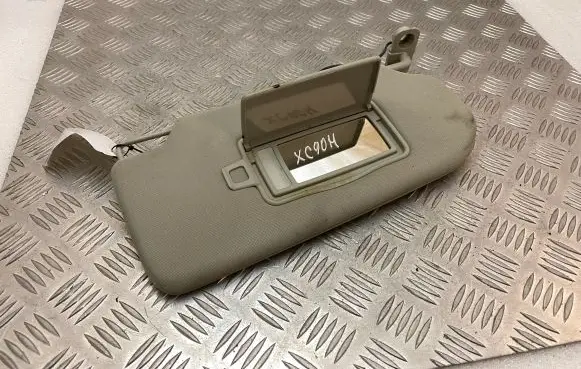 Volvo XC90 Sun visor