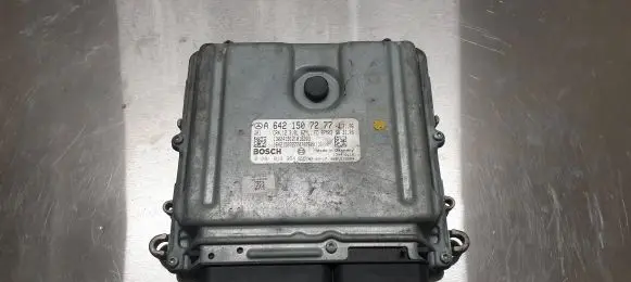 Mercedes-Benz E W211 Engine control unit/module A6421507277 0281013994