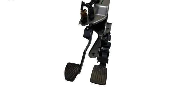 Nissan Juke I F15 Pedal assembly 180021KM0B 00472 20510B