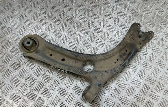 Front lower control arm/wishbone