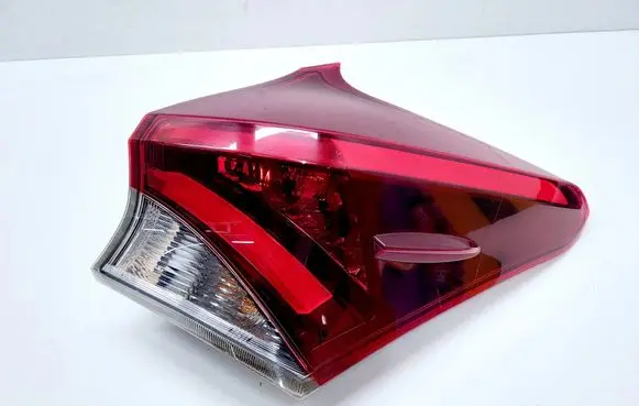 Toyota Auris E180 Rear/tail lights