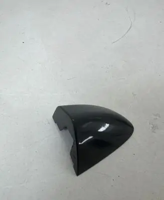 Volkswagen PASSAT B7 Front door handle cover 3C0837880