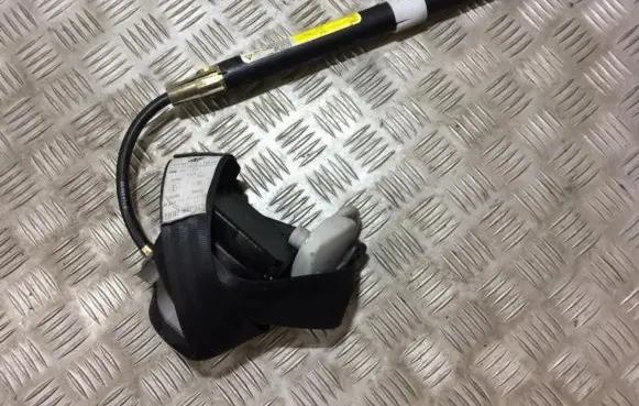 Ford Galaxy Front seatbelt 7M3857706 1M21-611B08-AAYYDS