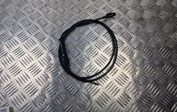 Skoda Octavia Mk2 (1Z) Engine bonnet/hood lock release cable 1Z1823531B