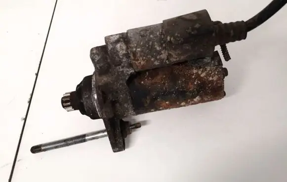 Volkswagen Caddy Starter motor 1005831397