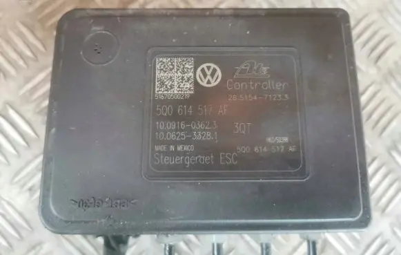 Skoda Octavia Mk3 (5E) ABS Pump 5Q0614517AF